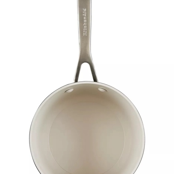 KITCHENAID
Hard Anodized Ceramic Nonstick 3 Quart Saucepan - Picture 3 of 6